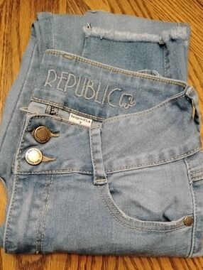 Republic Light Blue High-Rise Cropped Jeans for Women